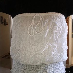 PRETTY GOOD Sleeveless stretchable white Crop Top